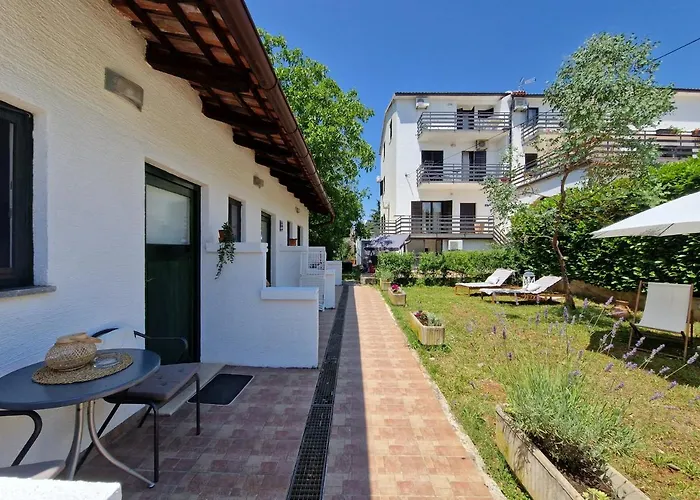 Гостевой дом Lav